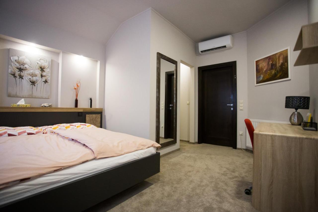 Kikelet Apartman Apartment Szombathely Luaran gambar